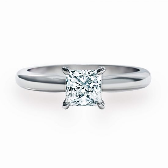 Klassischer Diamant-Verlobungsring im Princess-Schliff, Bild vergrößern 1