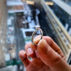 Verlobungsring mit Diamant im Prinzessschliff - Foto 5