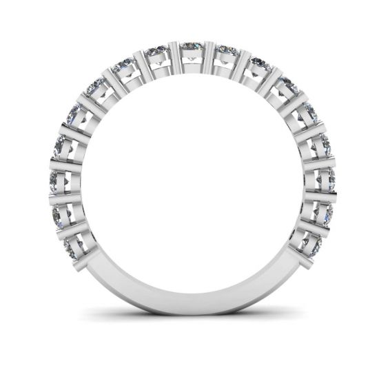 Ring mit 17 Diamanten aus 18 Karat Weißgold, More Image 0