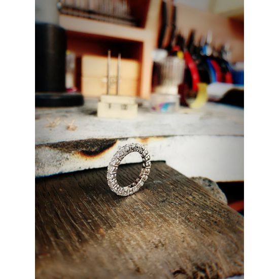 Klassischer 3 mm Diamant-Eternity-Ring,  Bild vergrößern 7