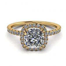 Kissen-Diamant-Halo-Verlobungsring aus Gelbgold
