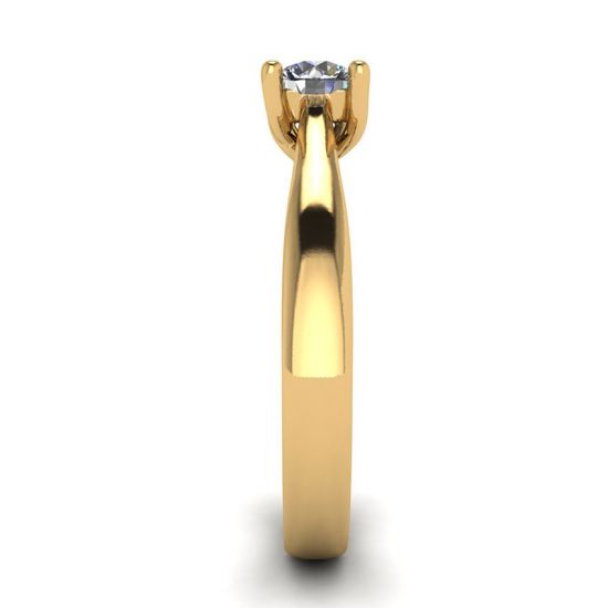 Ring mit gekreuzten Zinken und rundem Diamant aus 18-karätigem Gelbgold, More Image 1