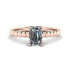 Bärtiger Ring mit Diamanten im Smaragdschliff aus Roségold