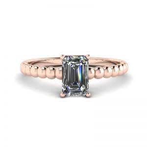 Bärtiger Ring mit Diamanten im Smaragdschliff aus Roségold