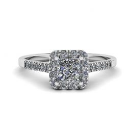 Halo-Diamantring im Princess-Schliff Halo-Diamantring im Princess-Schliff