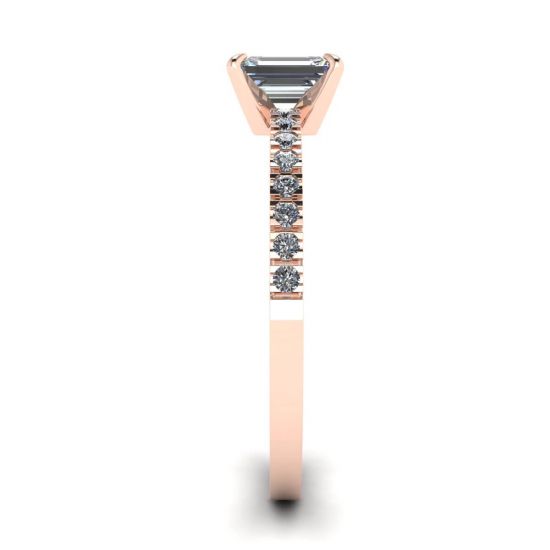 Ring aus 18-karätigem Roségold mit Diamant im Smaragdschliff,  Bild vergrößern 3