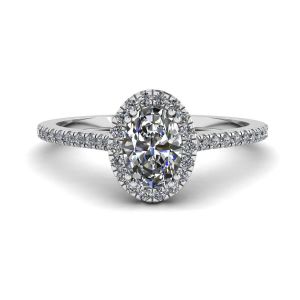 Halo-Diamant-Ring im Ovalschliff