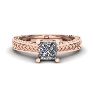 Orientalischer Diamantring im Princess-Schliff aus 18 Karat Roségold