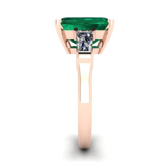3-Karat-Smaragdring mit seitlichen Diamanten in Baguette-Roségold, More Image 1