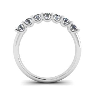 Klassischer Ring mit sieben runden Diamanten aus Weißgold - Foto 1