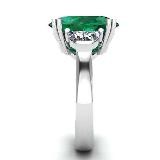 Ring mit ovalem Smaragd und halbmondförmigen Diamanten an der Seite,  Bild vergrößern 3