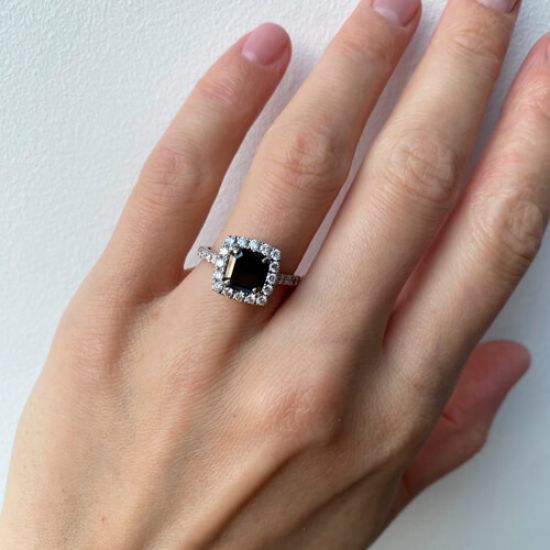 Prinzessin-Ring mit schwarzem Diamant,  Bild vergrößern 5