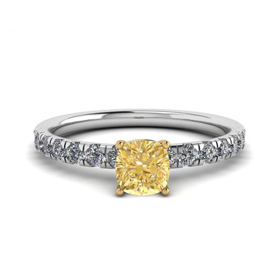Kissenförmiger gelber Diamant von 0,5 ct mit seitlichem Pavé-Ring